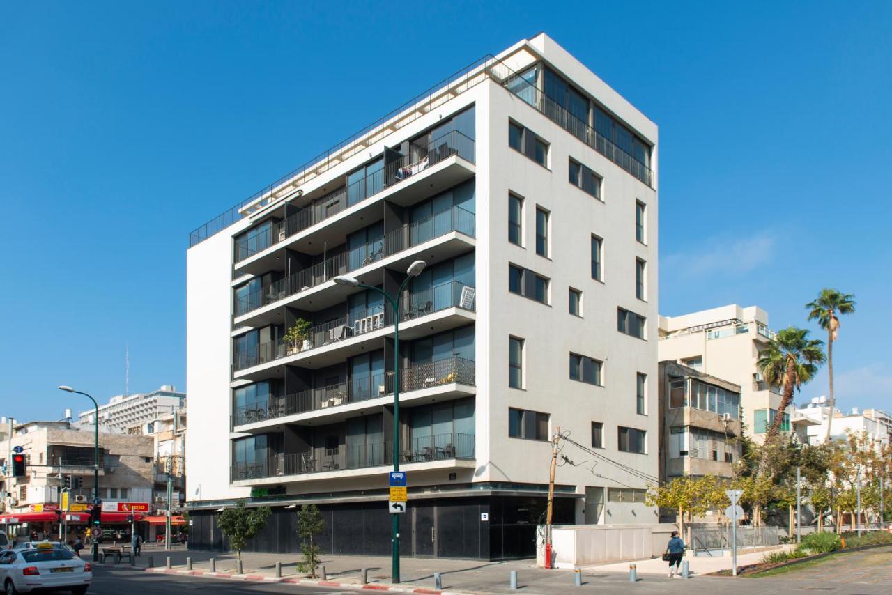 Hilton Bay Apartment With The Shelter Tel Aviv Exterior photo